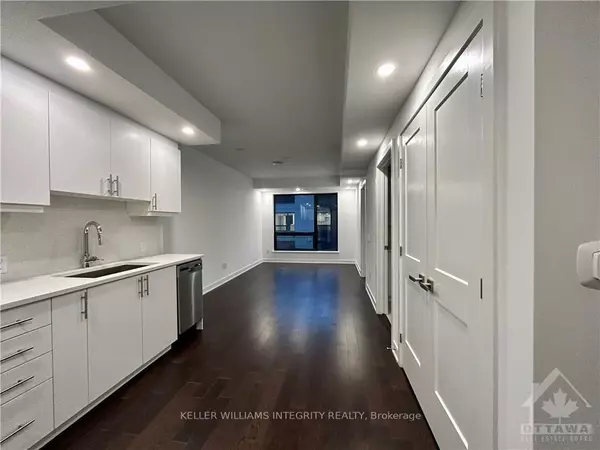 340 QUEEN ST S #810, Ottawa Centre, ON K1R 5A5