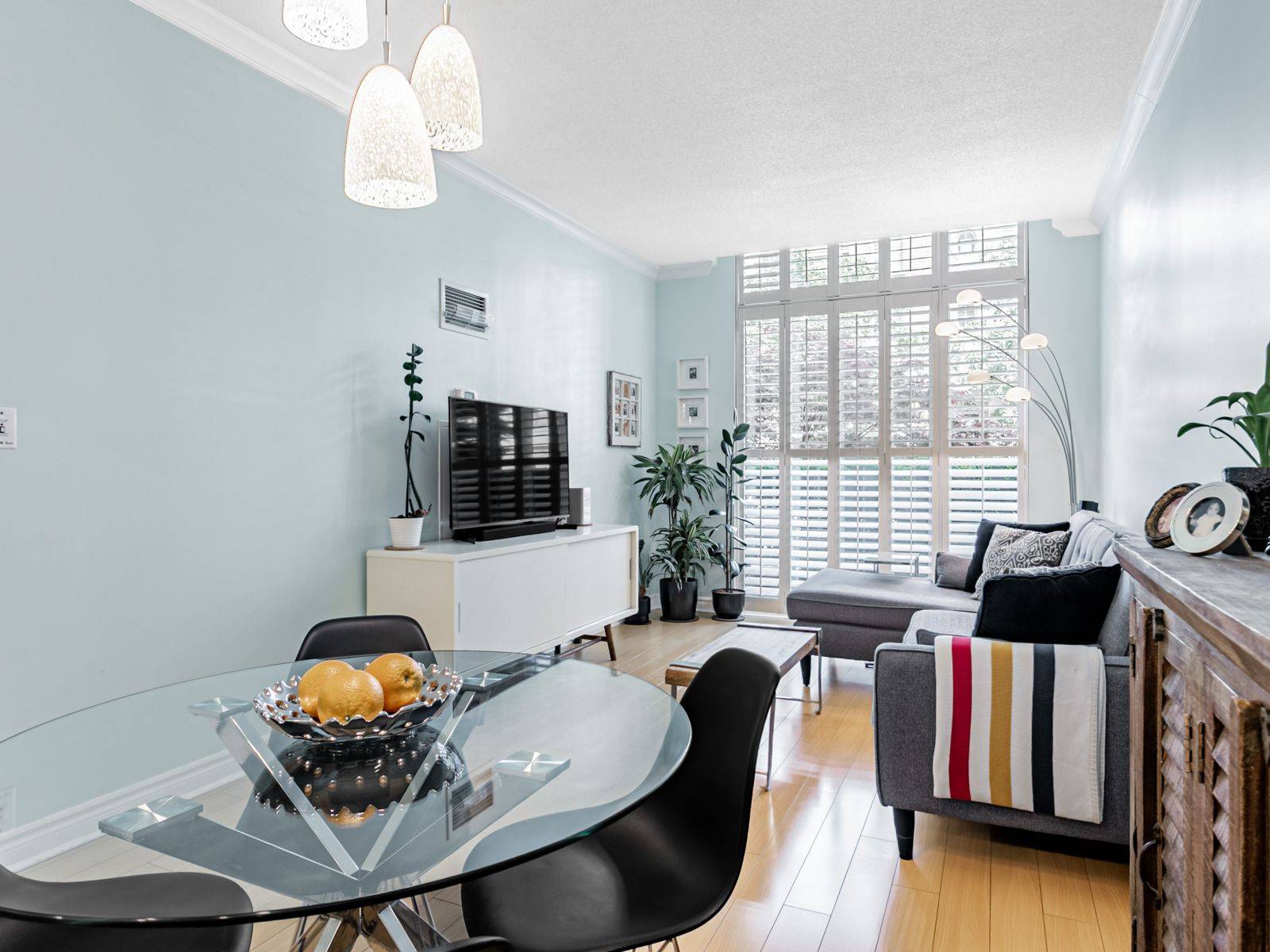 Toronto C10, ON M4S 3H6,195 Merton ST #108
