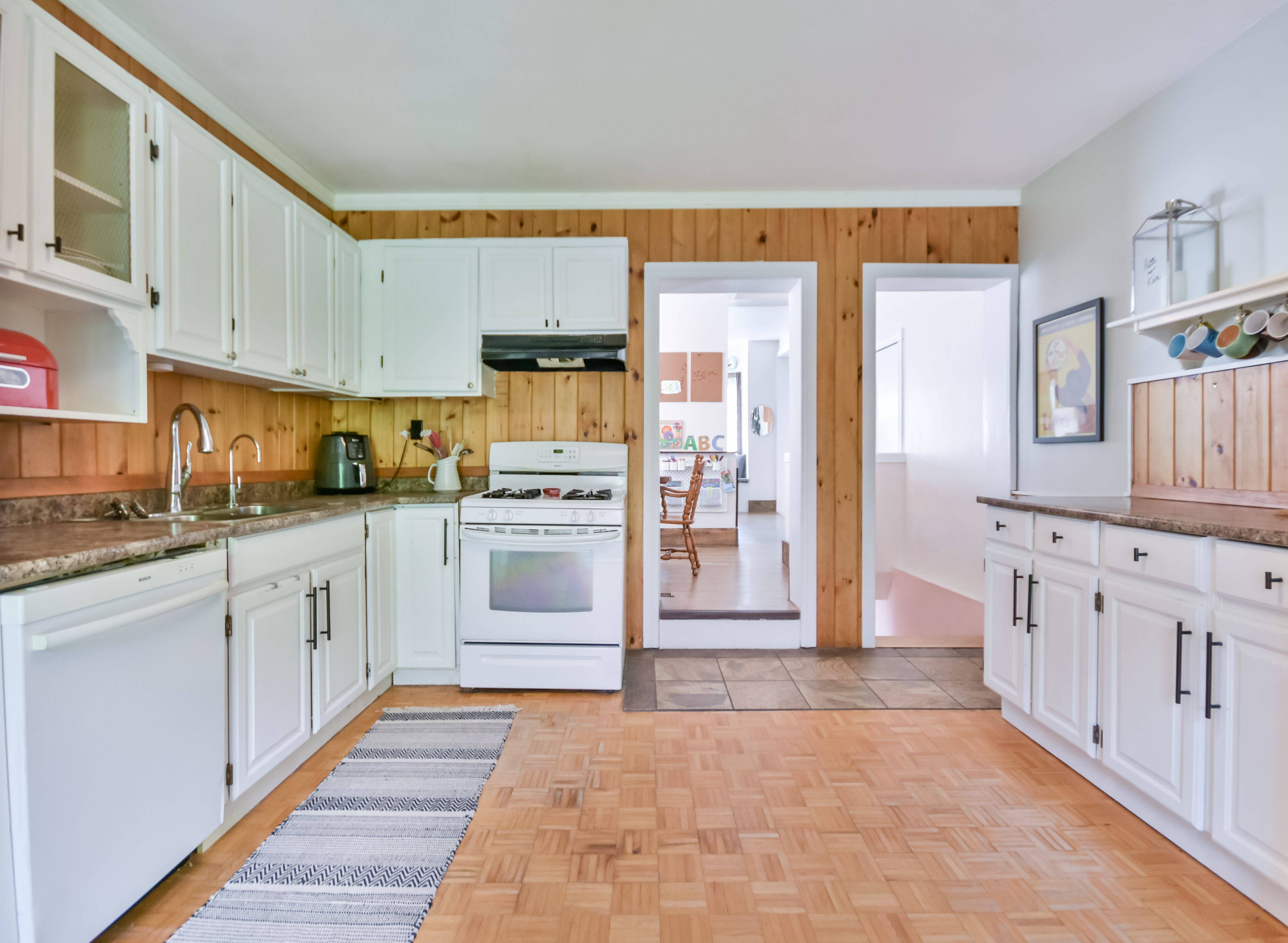 Barrie, ON L4N 2P9,135 CUMBERLAND ST