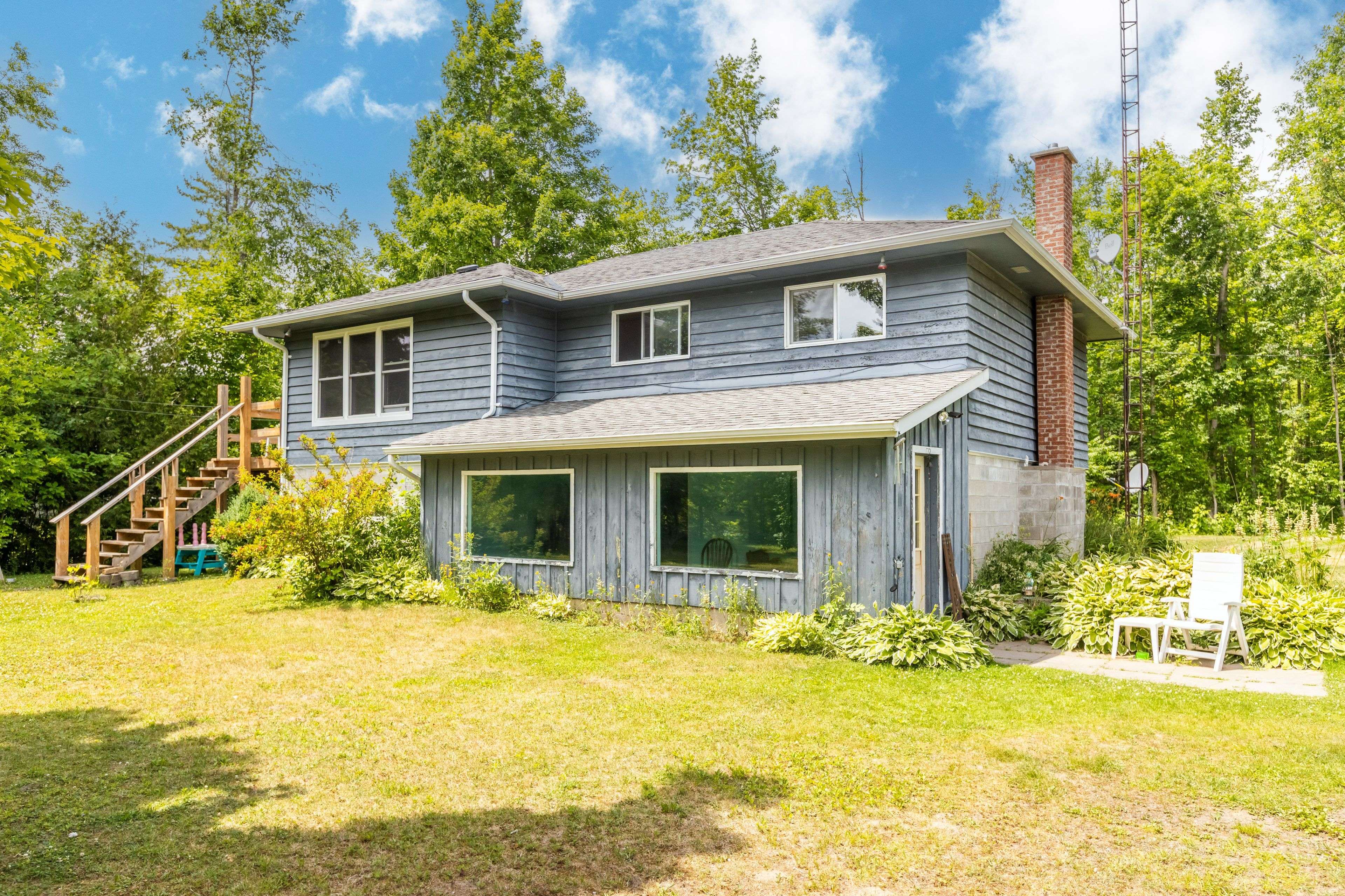 Kawartha Lakes, ON K0M 1N0,94 Coldstream RD