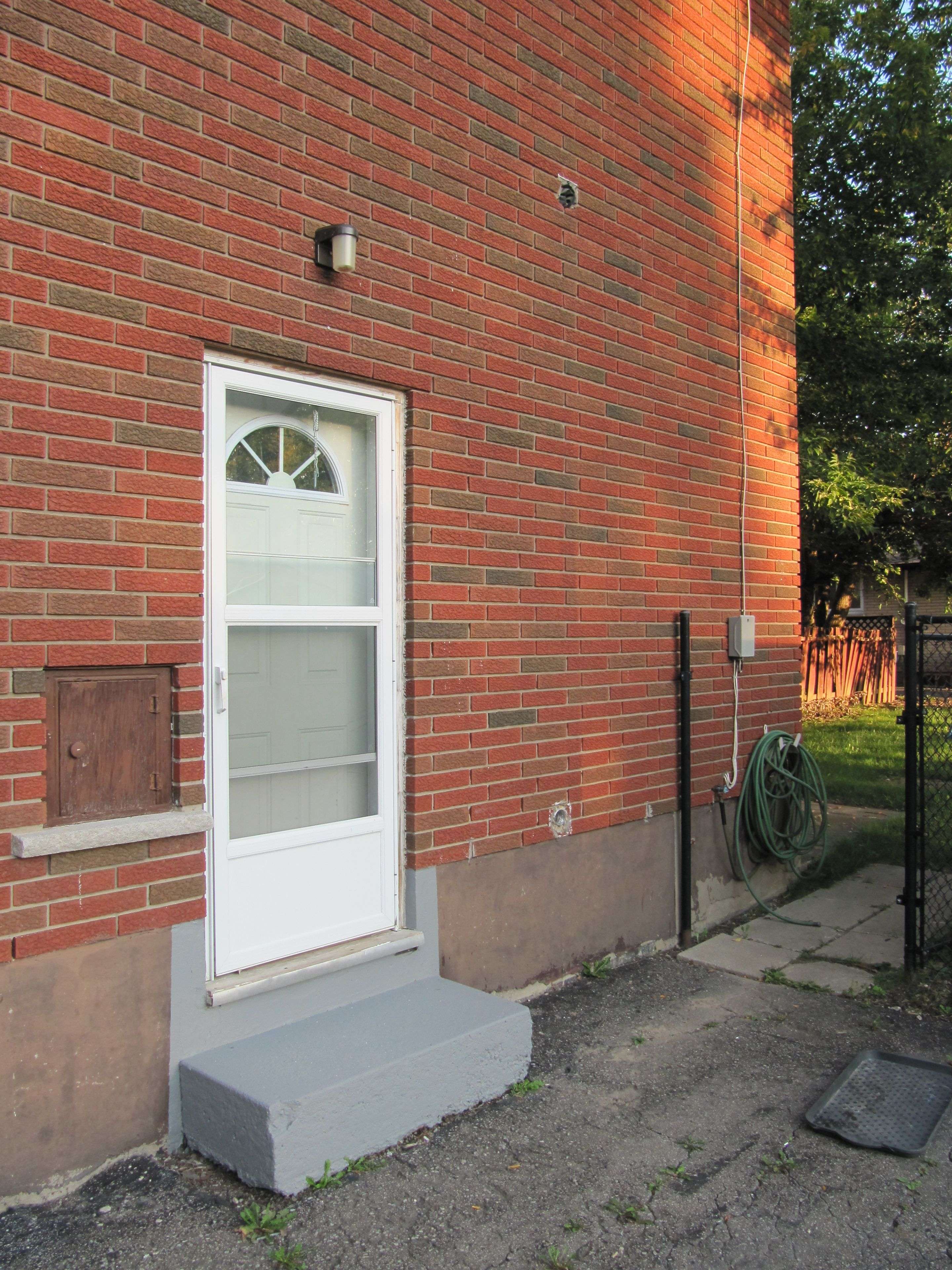 St. Catharines, ON L2N 3C1,2 Black Knight RD