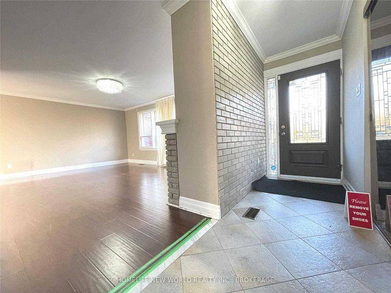 Markham, ON L3P 1T4,28 Jonquil CRES