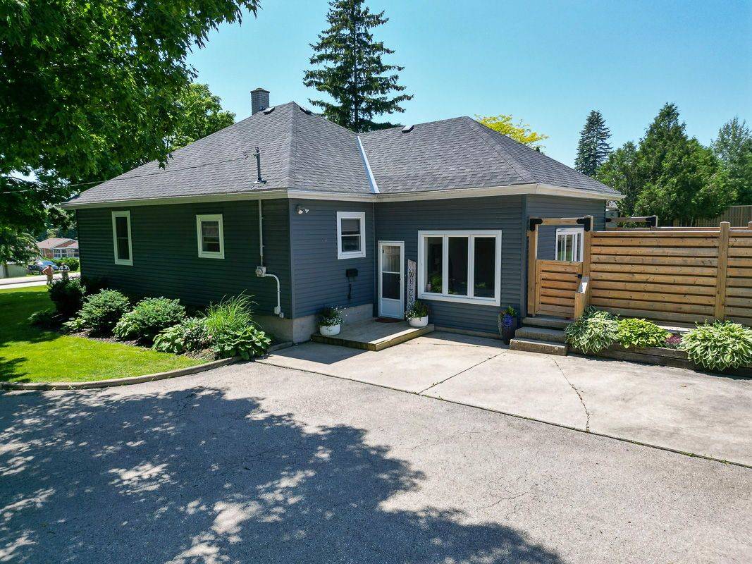 Arran-elderslie, ON N4K 2H2,48 Brook ST W