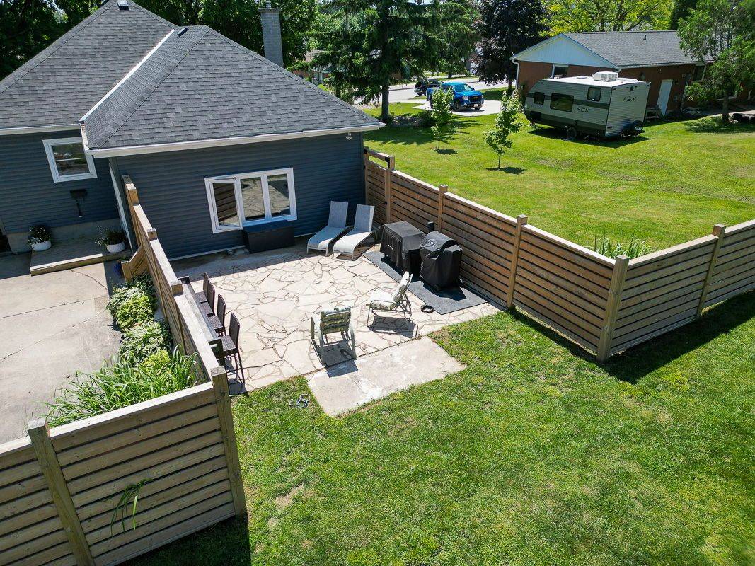 Arran-elderslie, ON N4K 2H2,48 Brook ST W