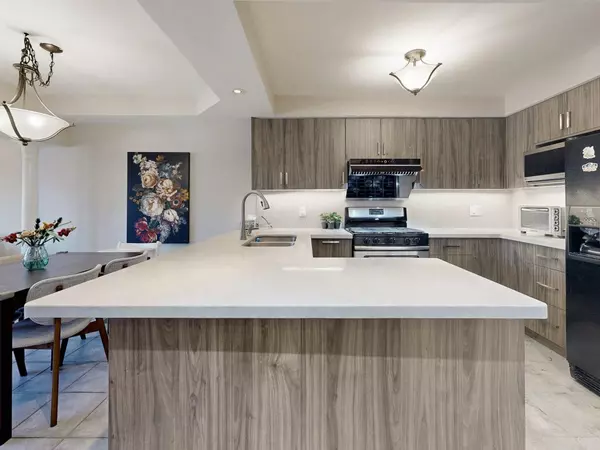 Vaughan, ON L6A 3K1,15 Melia LN