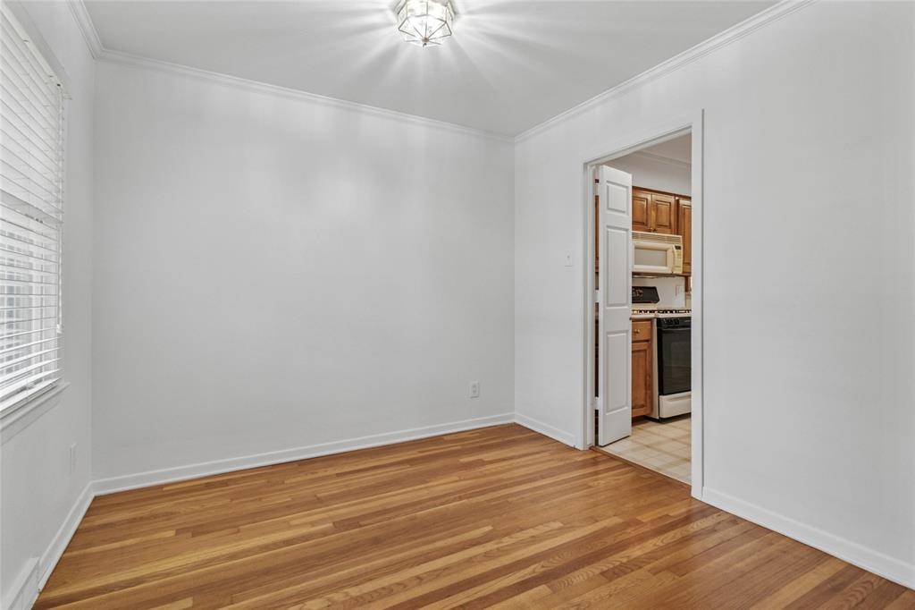 Dallas, TX 75228,9751 Twin Creek Drive