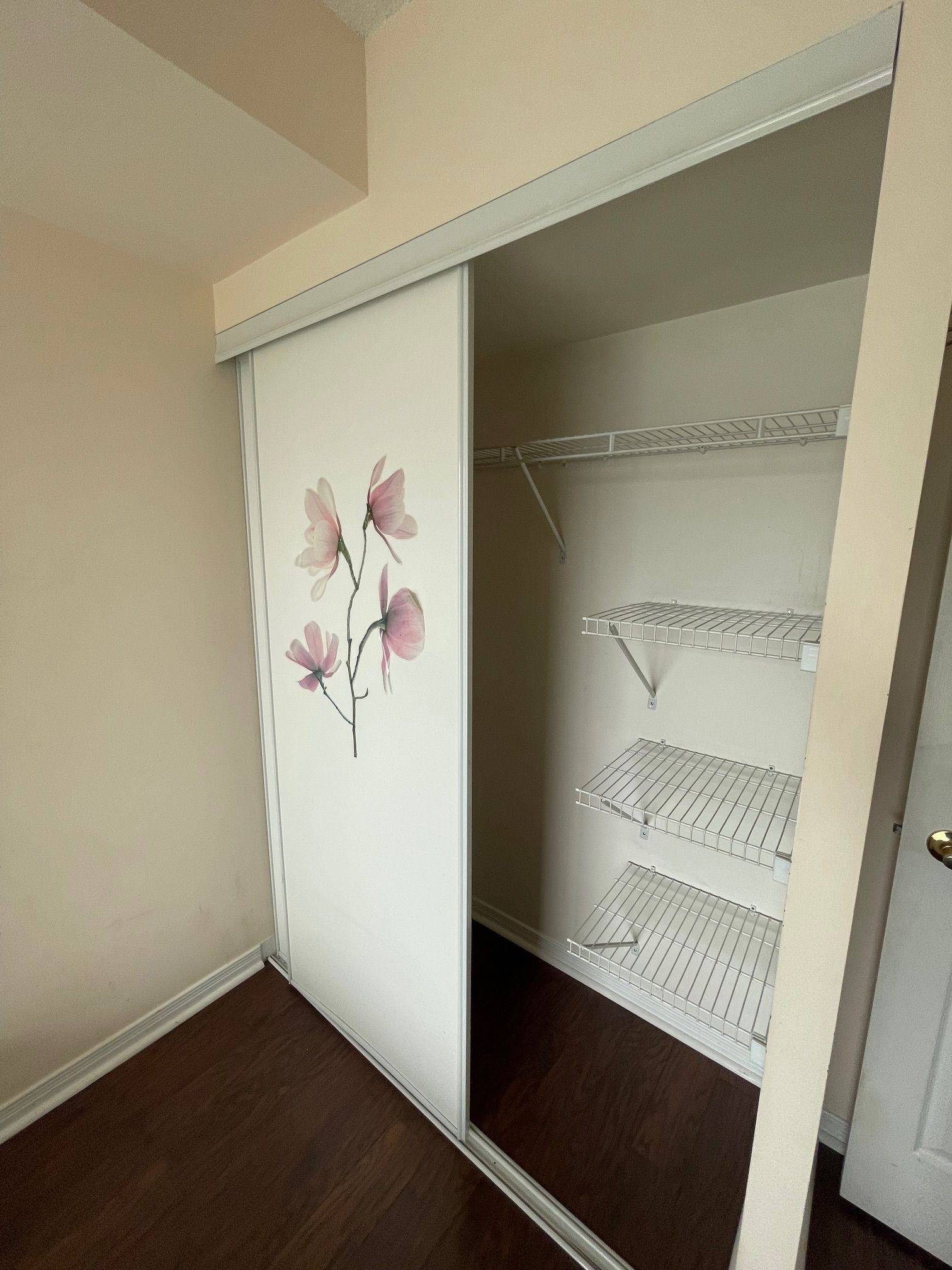 Toronto C14, ON M2N 7G6,22 Olive AVE #803