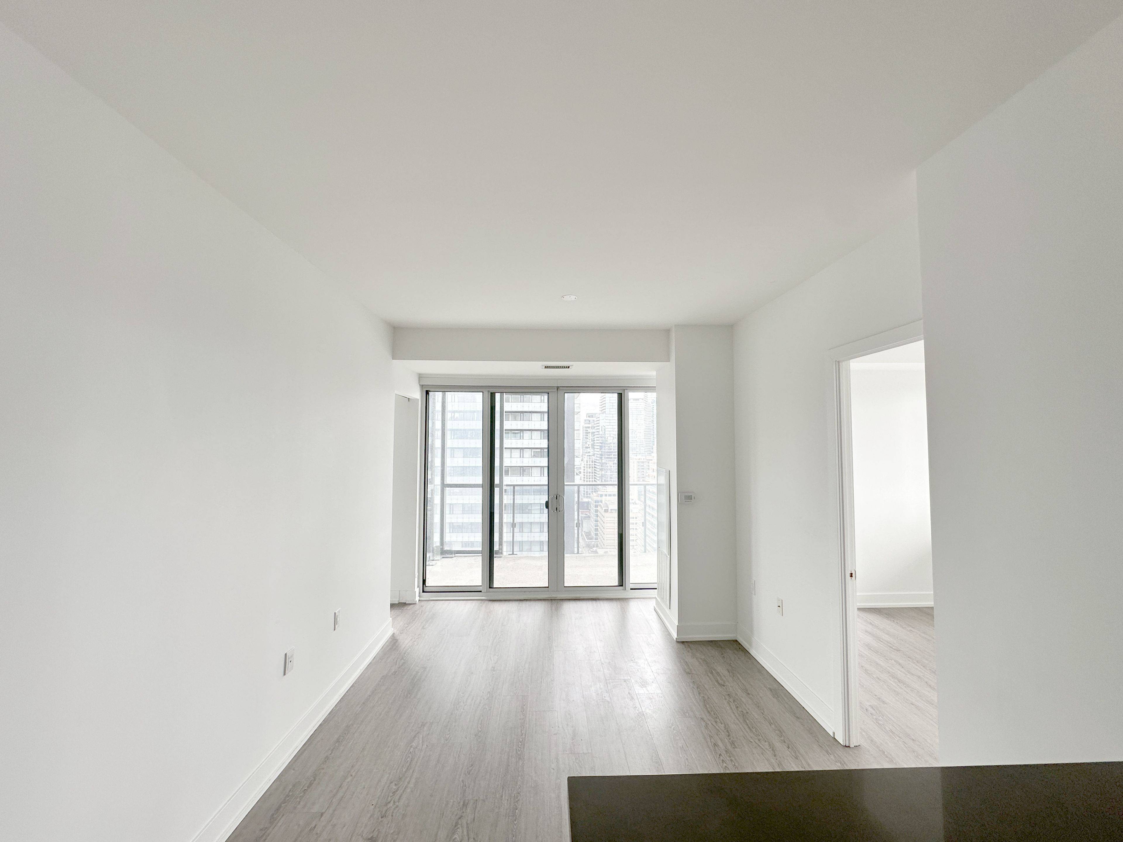Toronto C01, ON M4Y 0E9,7 Grenville ST #2505