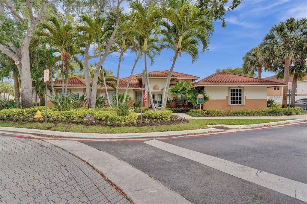 Plantation, FL 33324,772 NW 91st Terrace #772