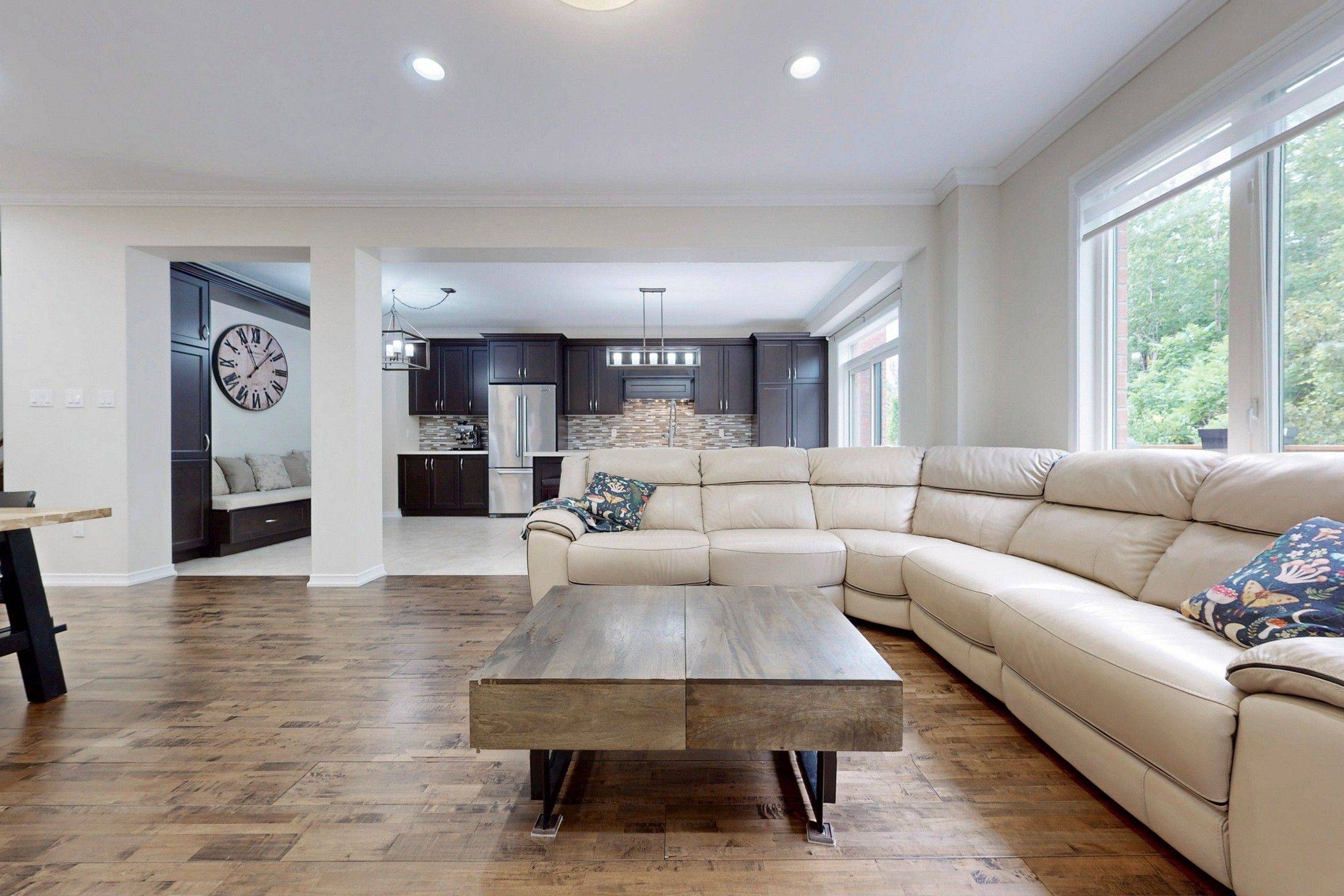 Innisfil, ON L9S 0K3,1036 Abram CT