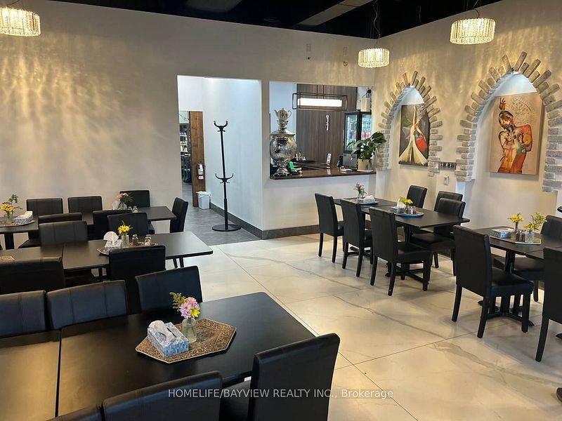 Markham, ON L3T 2S2,8202 Bayview AVE