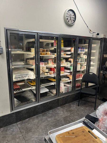 Markham, ON L3T 2S2,8202 Bayview AVE