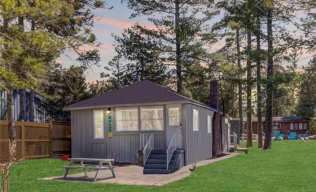 Wasaga Beach, ON L9Z 2M4,278 Coastline DR