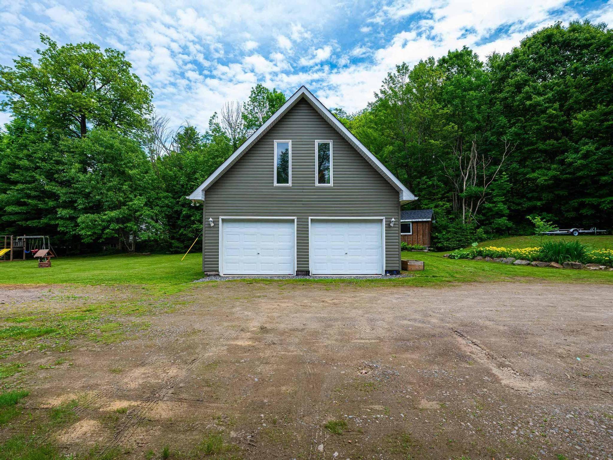 Algonquin Highlands, ON K0M 1S0,1075 Comak CRES