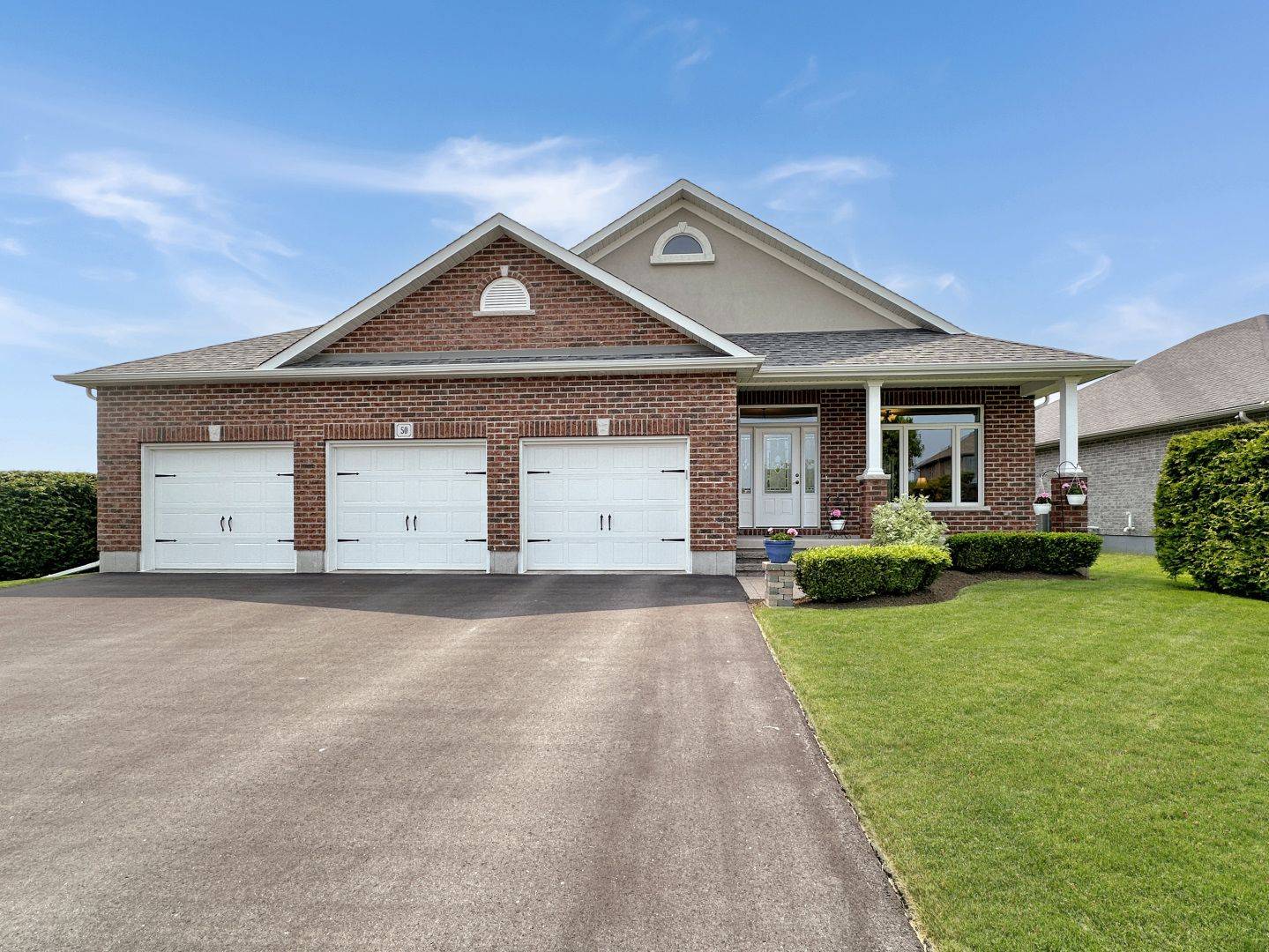 50 Hampton Ridge DR, Belleville, ON K8N 0E5