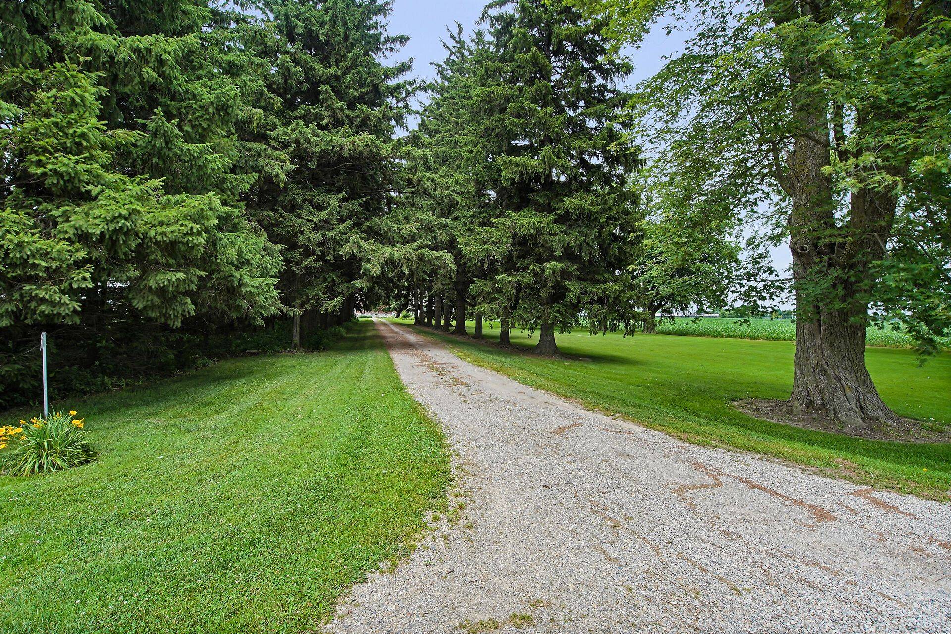 Thames Centre, ON N0M 2P0,20664 Heritage RD