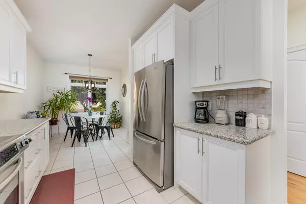 New Tecumseth, ON L9R 0H3,166 Ridge WAY