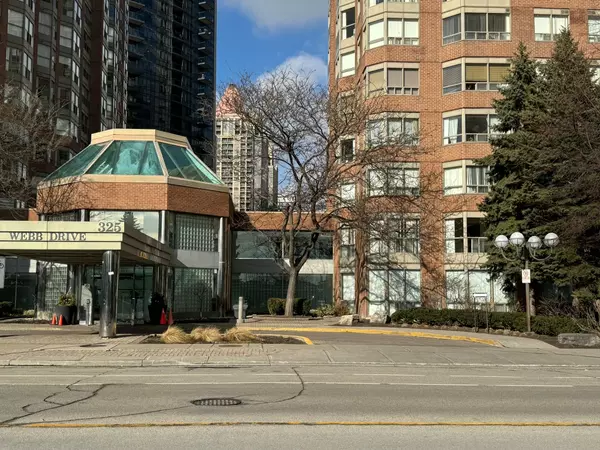 Mississauga, ON L5B 3Z9,325 Webb DR #909