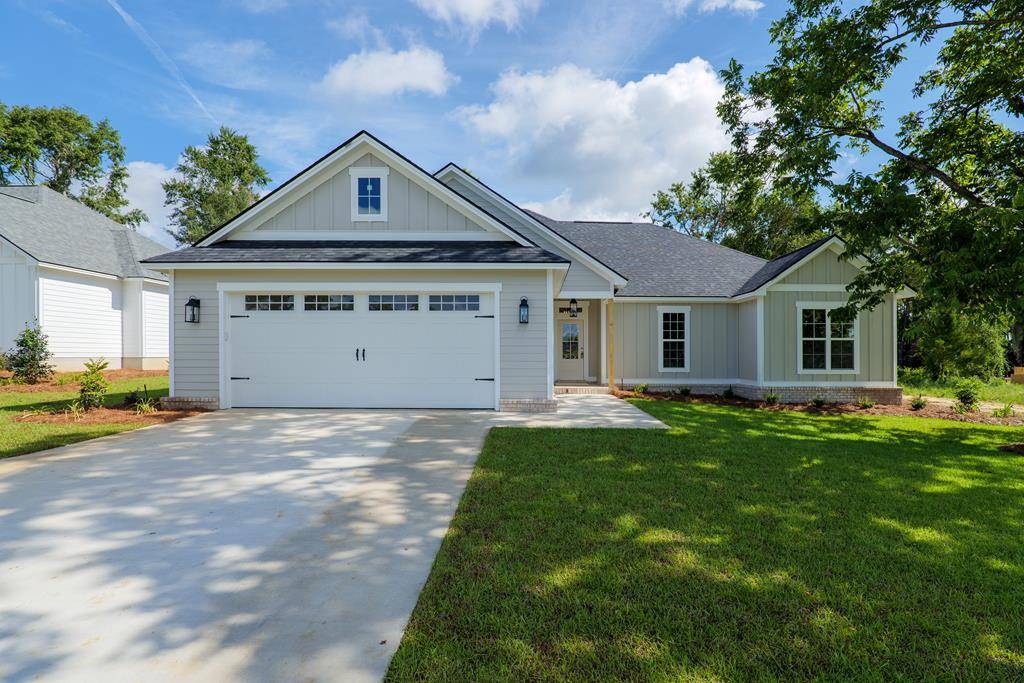 5108 Hatfield Cir, Hahira, GA 31632