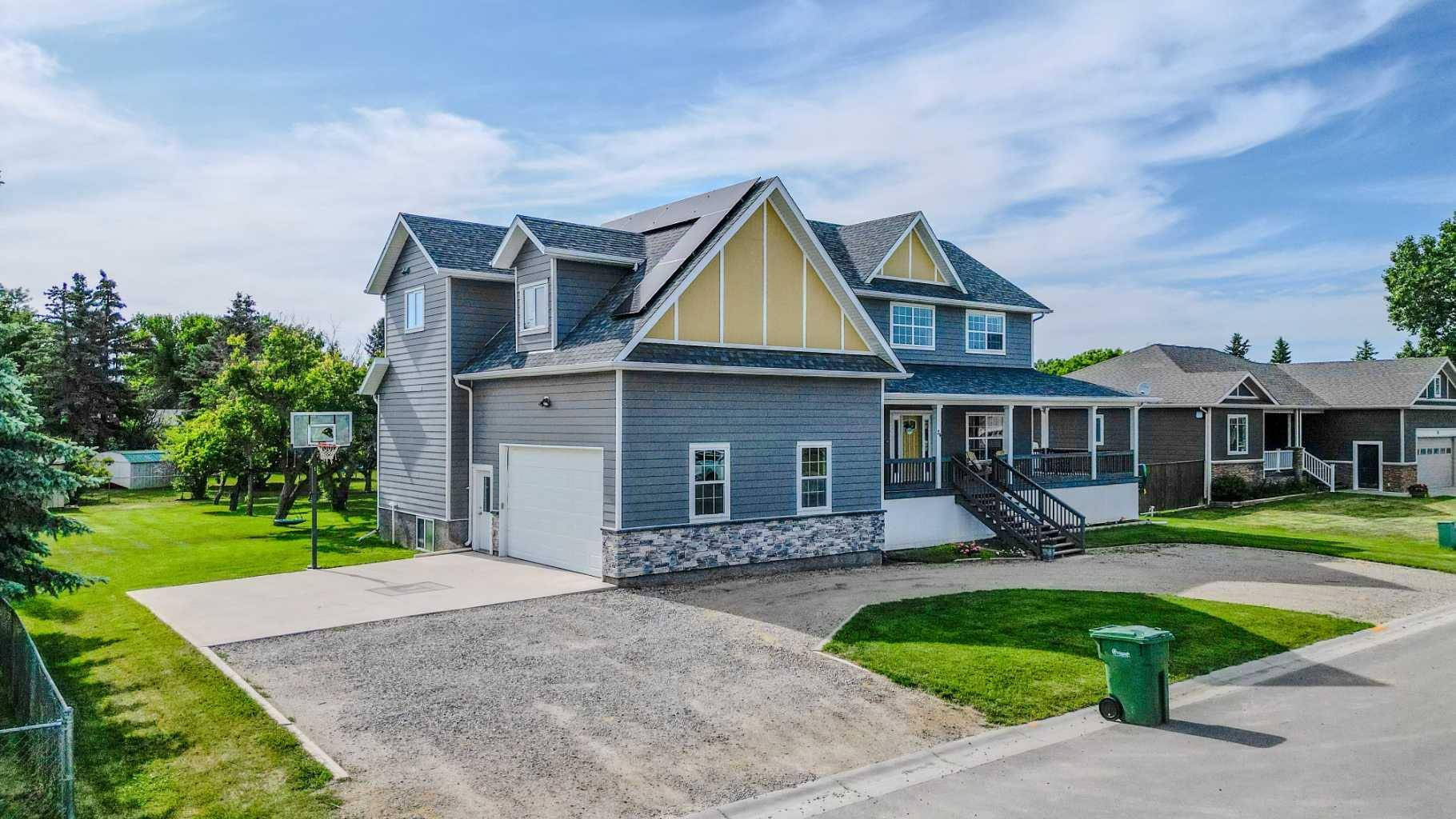 Magrath, AB T0K 1J0,24 N 2A ST East