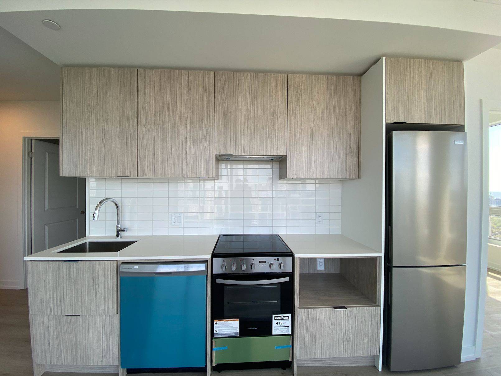 Toronto C08, ON M4W 1H7,395 Bloor ST E #4502