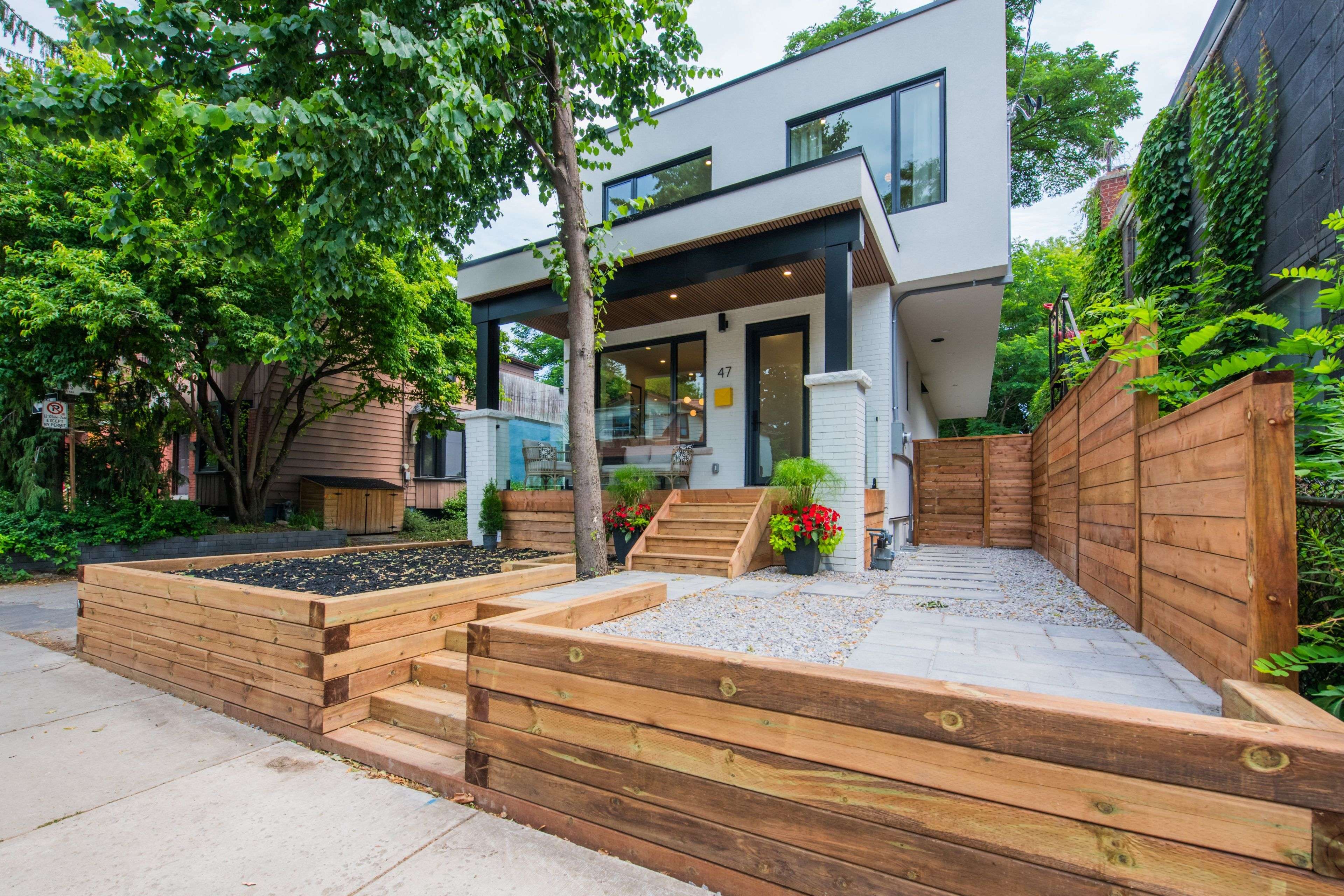 47 Laing ST, Toronto E01, ON M4L 2N3