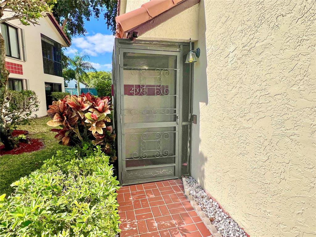 Boynton Beach, FL 33437,10771 Palm Lake Ave #201