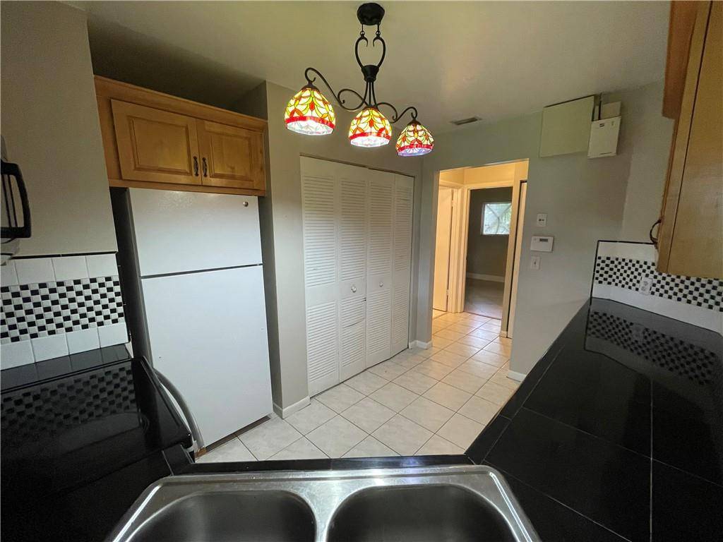 Oakland Park, FL 33309,[StreetName,UnitNumber,StreetNumber,StreetDirPrefix]