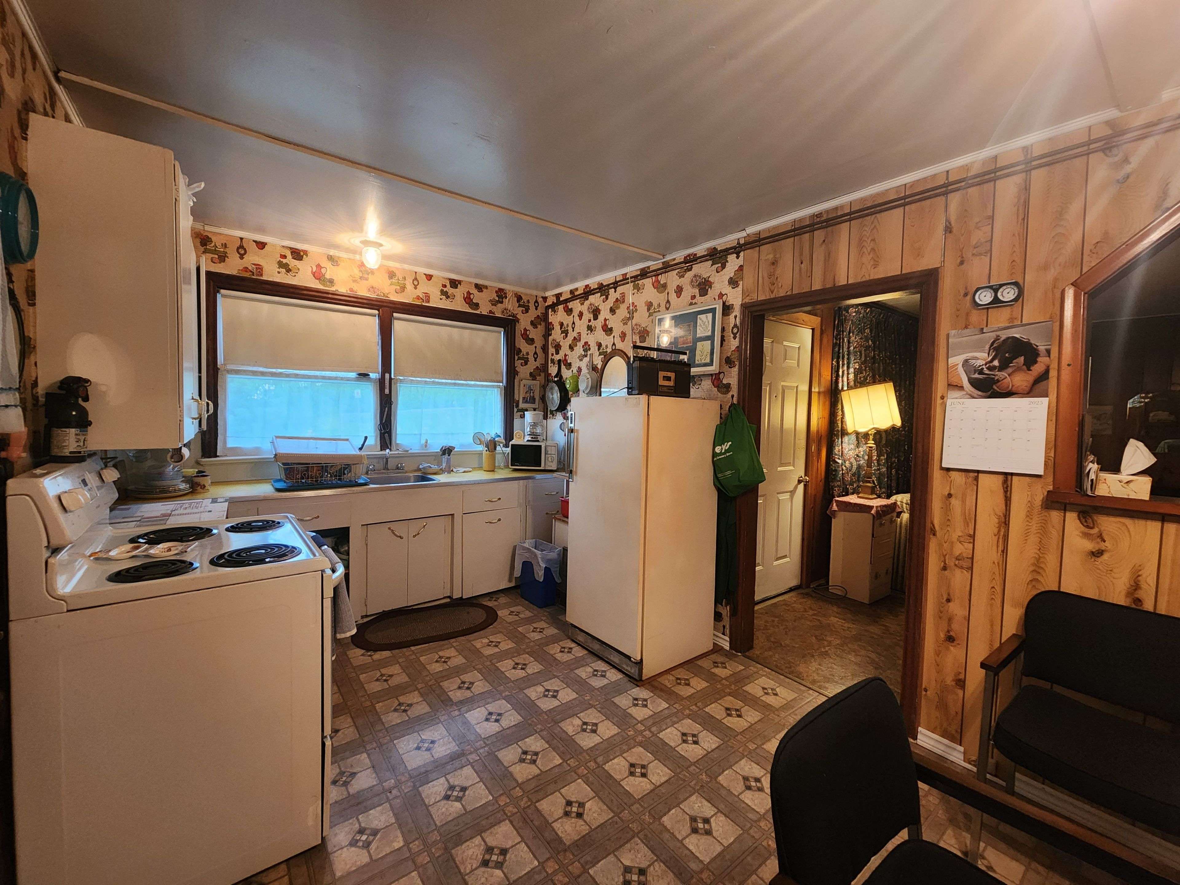 Georgina, ON L0E 1E0,101 Clovelly Cove N/A