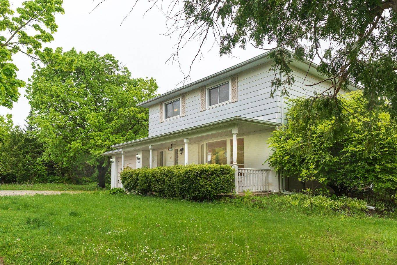 307 Towercrest DR, Newmarket, ON L3Y 1C1