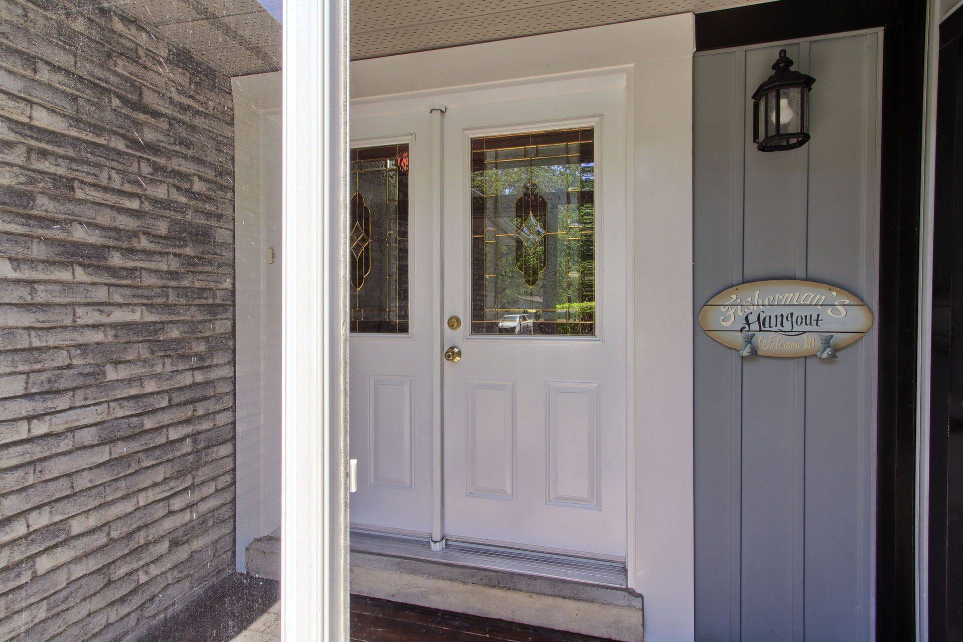 Newmarket, ON L3Y 3B9,871 Elgin ST