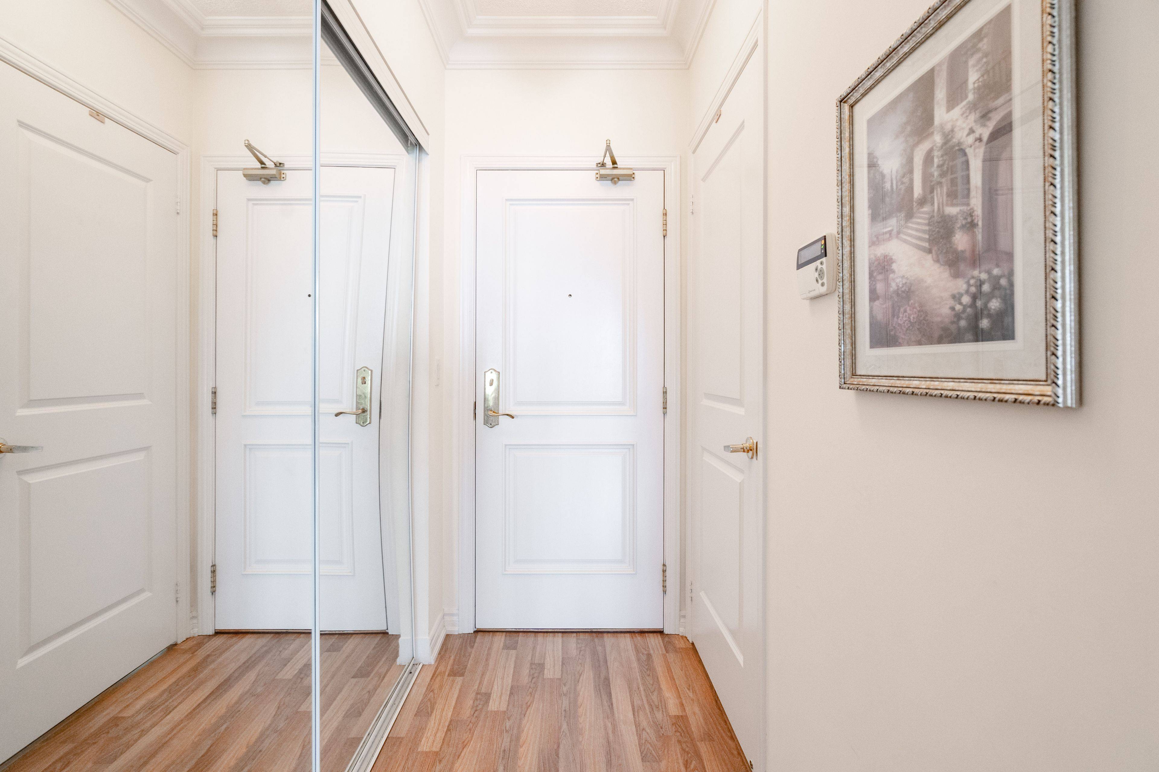 Vaughan, ON L6A 0J7,9225 Jane ST #708