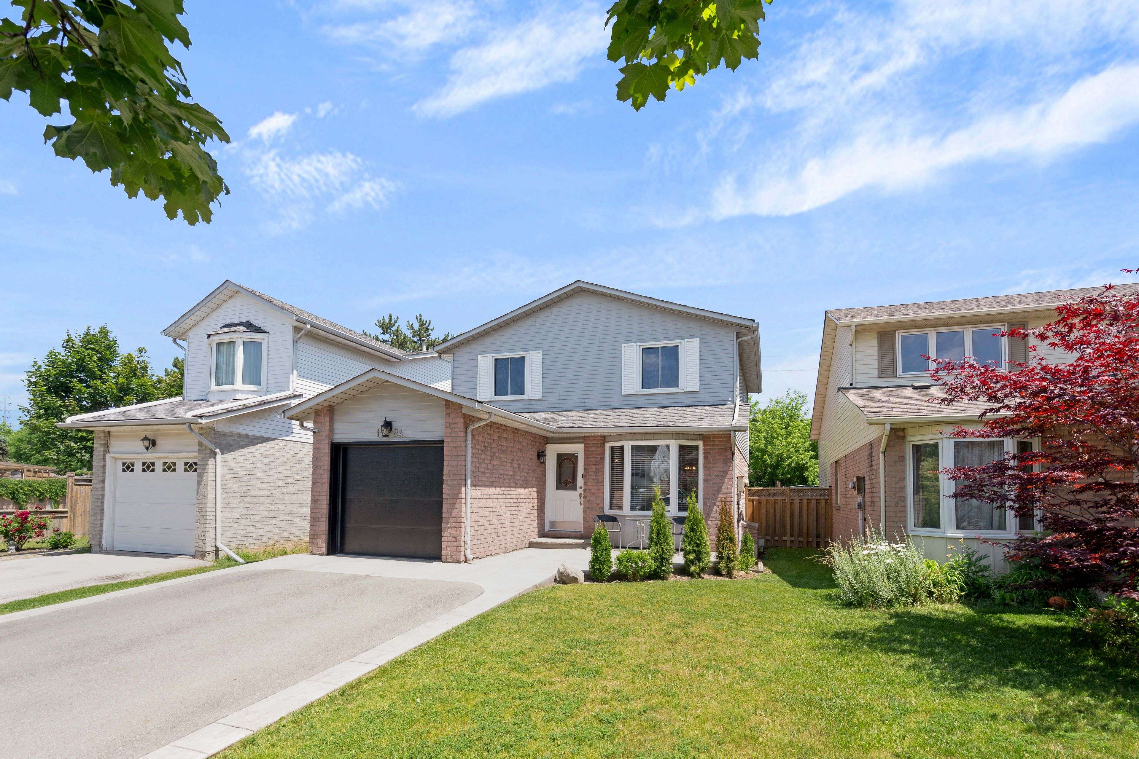Burlington, ON L7M 3C1,1484 Reynolds AVE