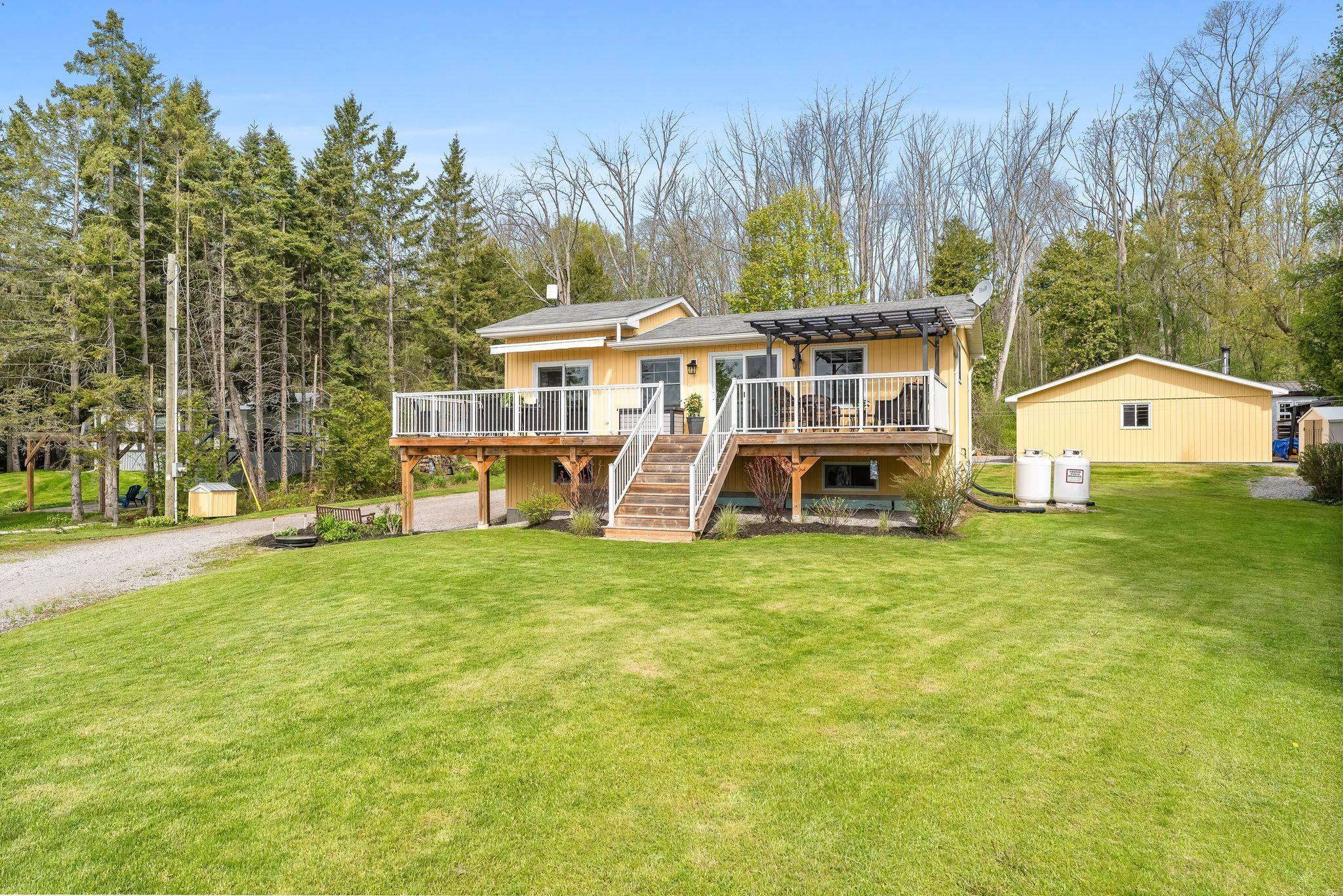 686 North Shore DR E, Otonabee-south Monaghan, ON K0L 1B0