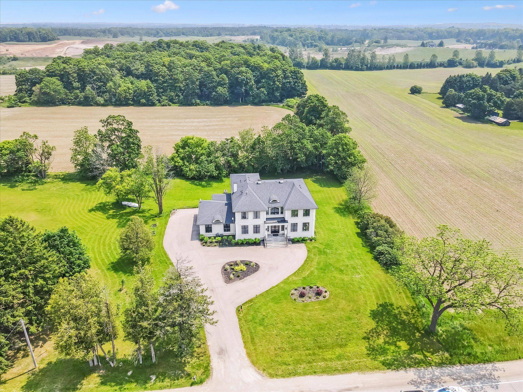 Puslinch, ON N3C 2V4,4507 Wellington Rd. 32 N/A