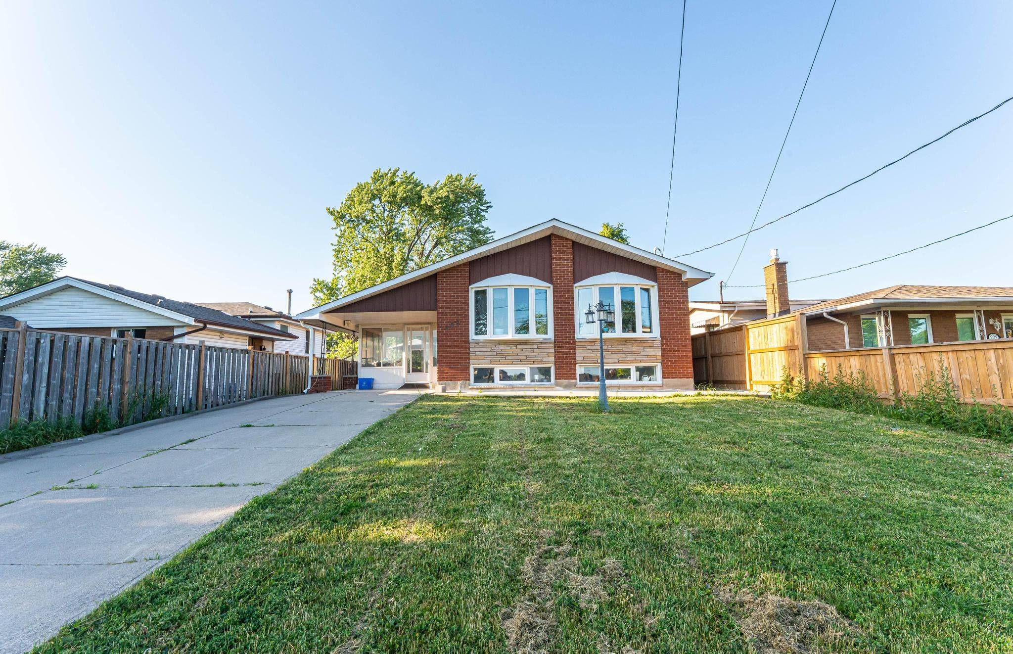 Hamilton, ON L8V 2R5,198 Berko AVE