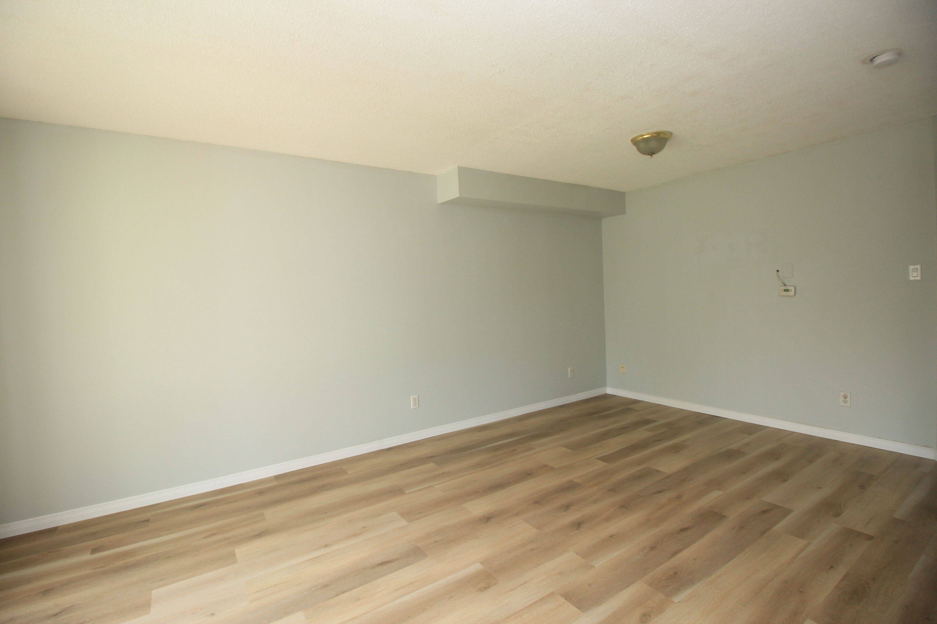 London North, ON N6G 3J7,281 Blue Forest DR
