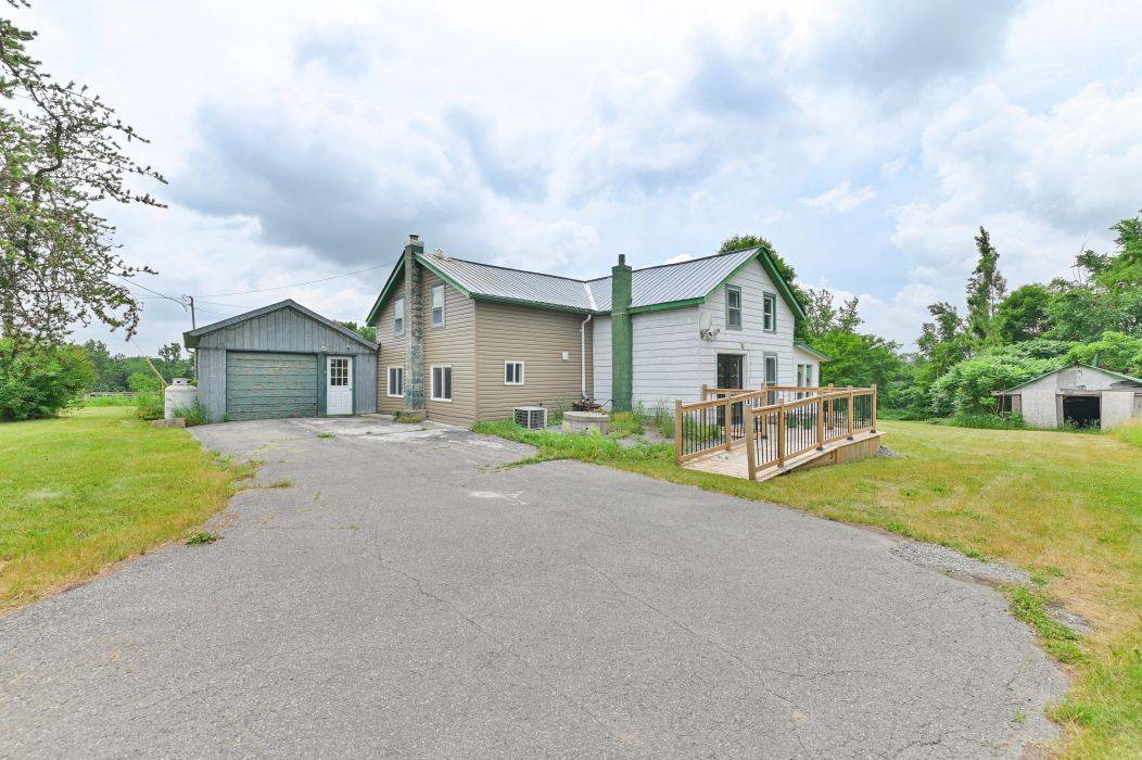 1574A Moira RD, Centre Hastings, ON K0K 2Y0
