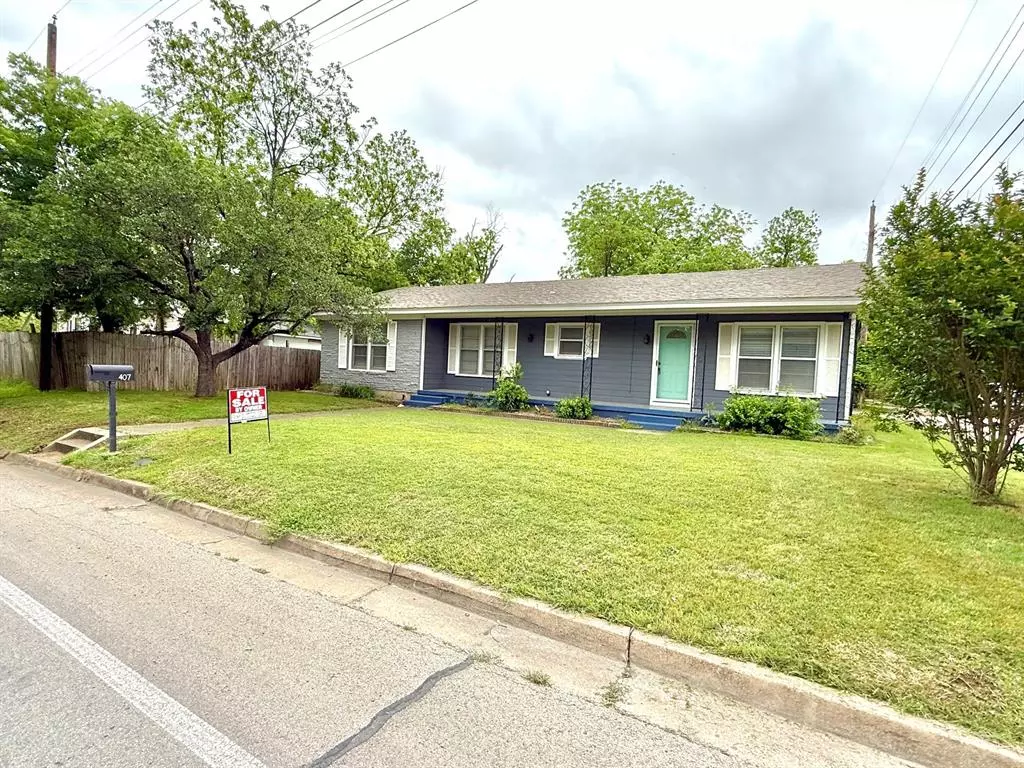 Cleburne, TX 76033,407 W Westhill Drive