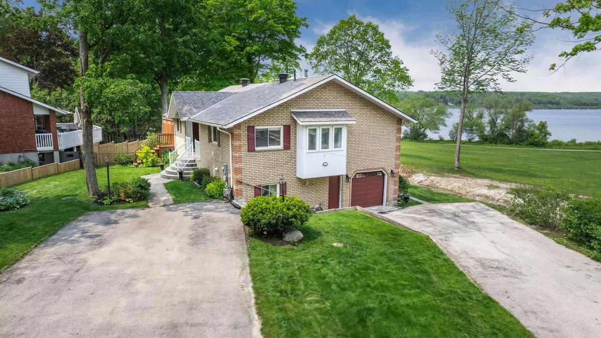 Penetanguishene, ON L9M 1G1,26 Jury DR