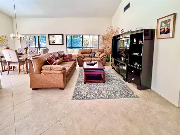 Boynton Beach, FL 33437,10771 Palm Lake Ave #201