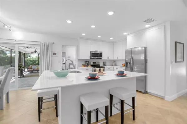 250 Deer Creek WOODLAKE Ln, Deerfield Beach, FL 33442