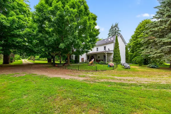 East Gwillimbury, ON L0G 1R0,21151 Warden AVE