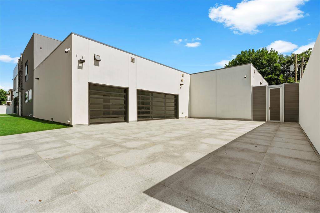 Dallas, TX 75230,6218 Walnut Hill Lane