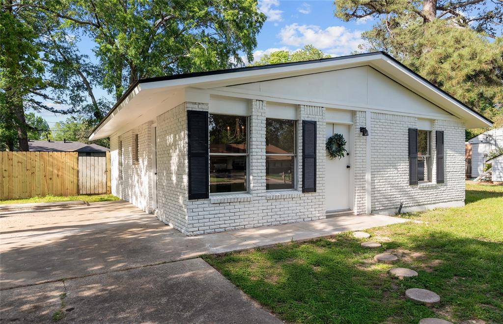 Shreveport, LA 71118,874 Willow Drive Drive