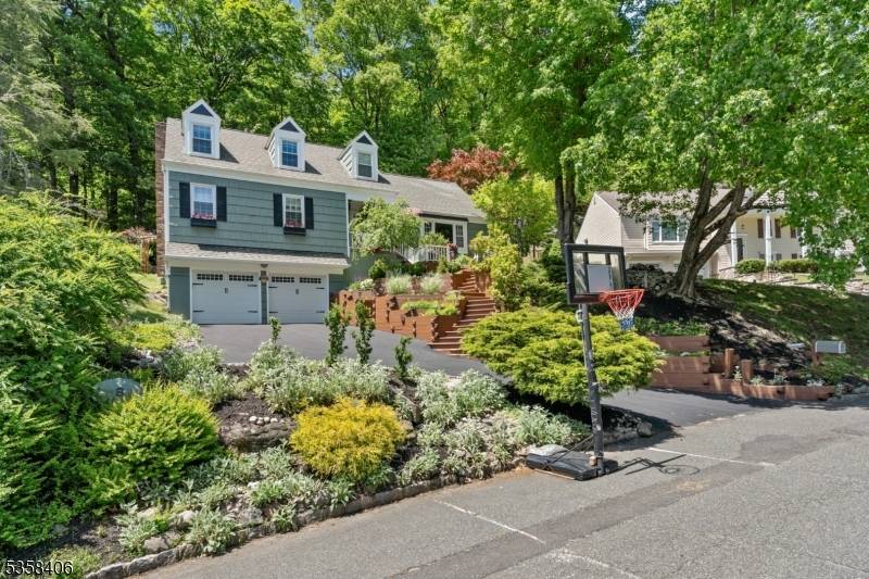Sparta Twp., NJ 07871,8 Cardinal Dr