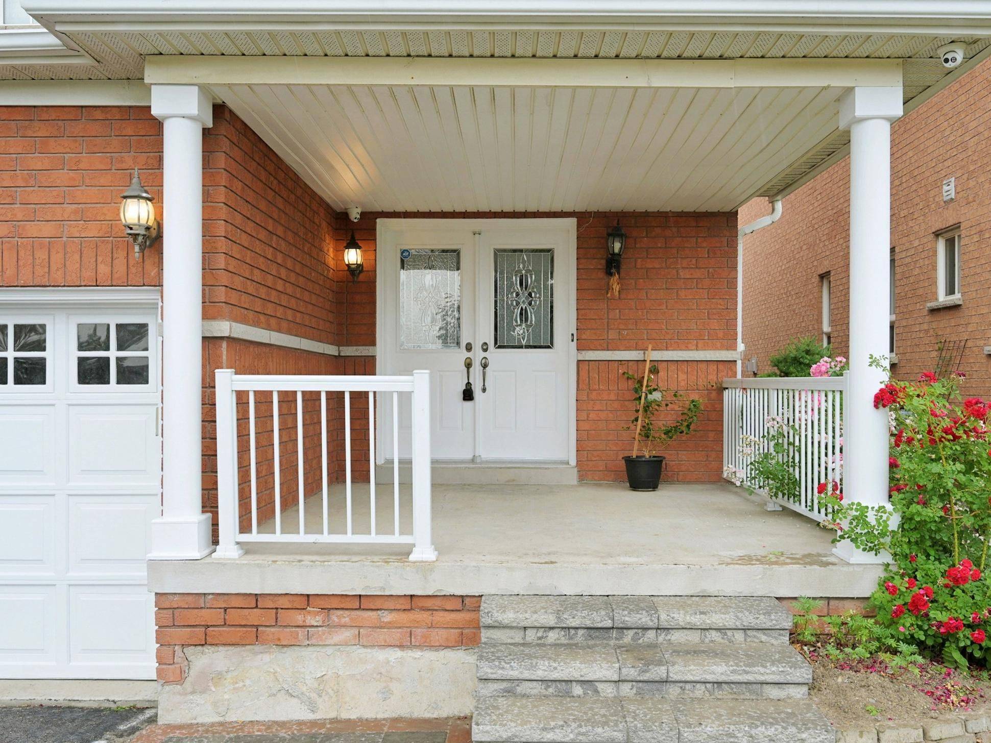 Whitby, ON L1P 1W7,134 Medland AVE
