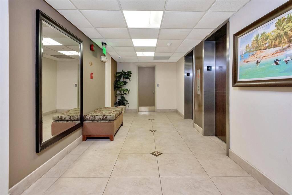 Pompano Beach, FL 33062,1009 N Ocean Blvd #509
