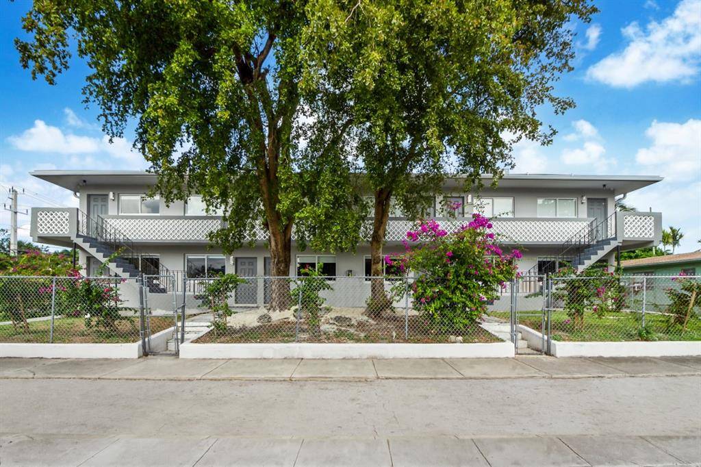 1001 NE 80 ST #4, Miami, FL 33138