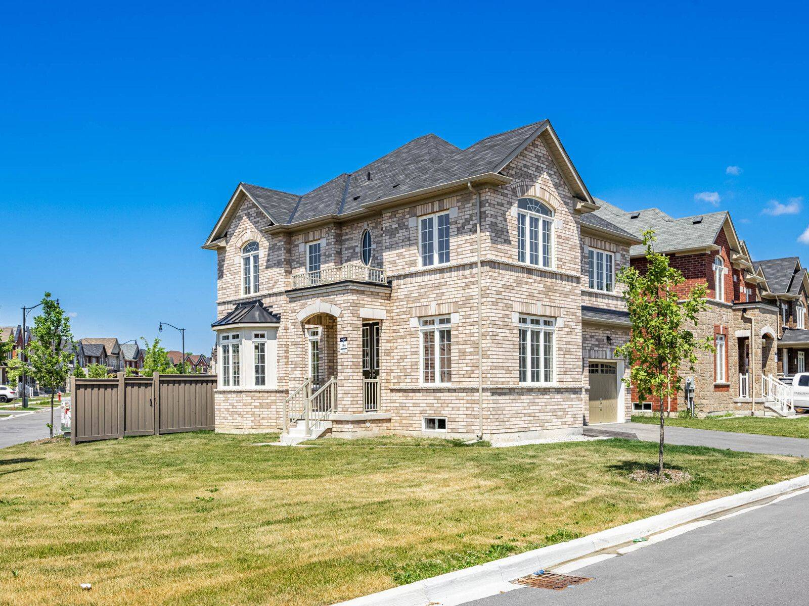 Brampton, ON L6X 5J6,1 Lilestone DR